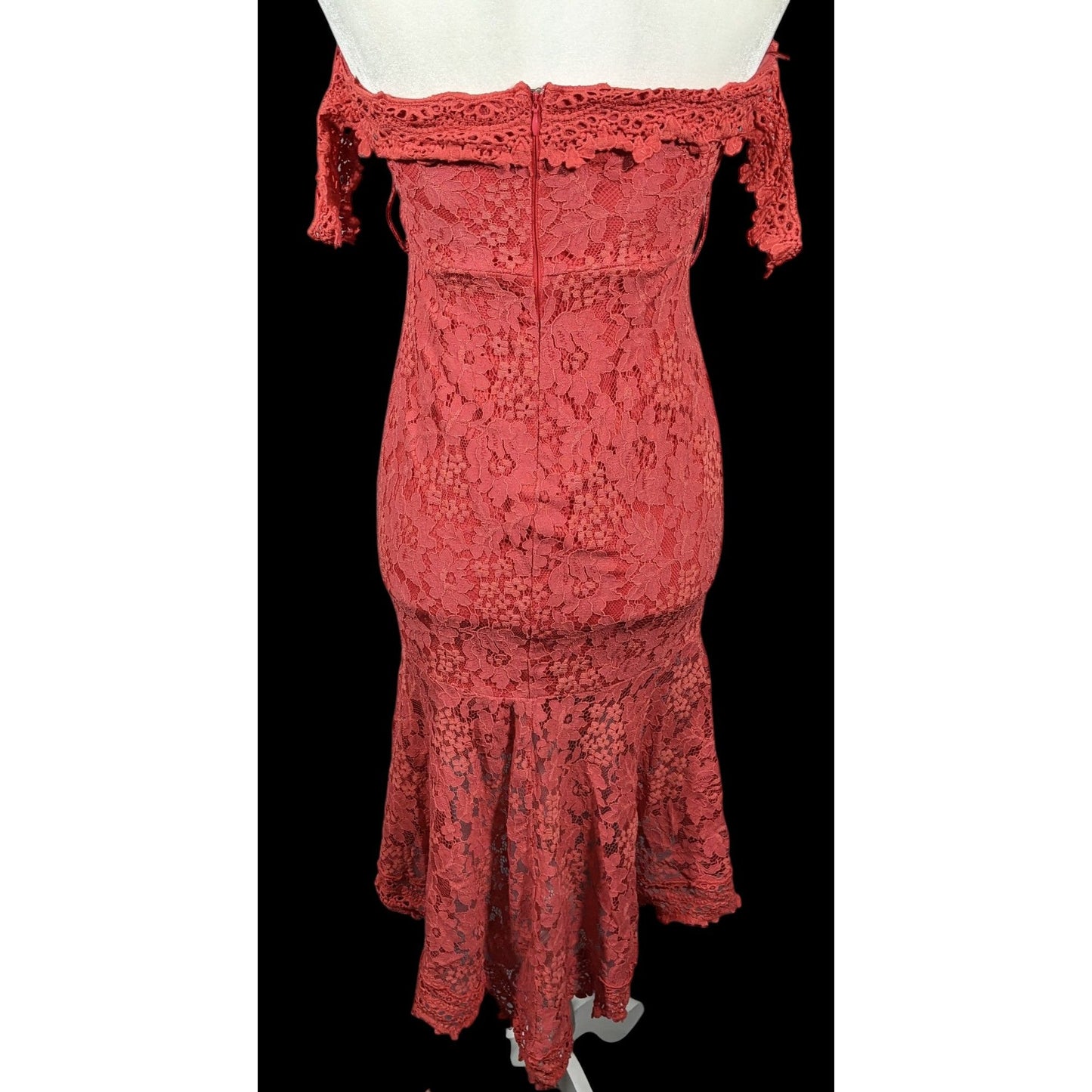 Love Triangle Coral Lace Cold Shoulder Floral Dress Size 10