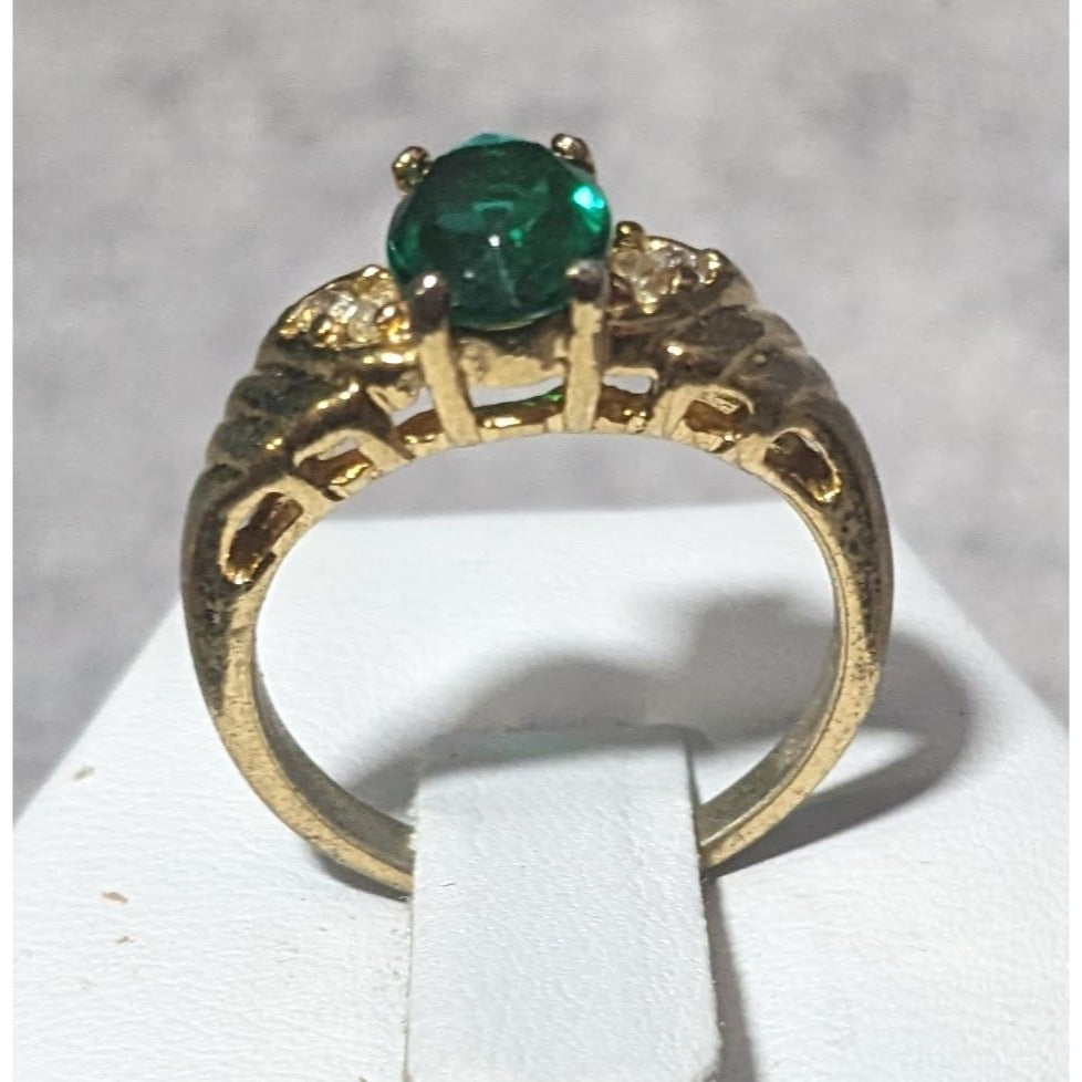 Elegant Mid Century Jewelry Concepts Gold Tone Ring With Green And Clear Stones Size 6 3/4