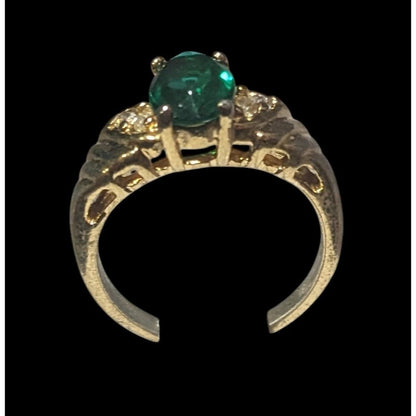 Elegant Mid Century Jewelry Concepts Gold Tone Ring With Green And Clear Stones Size 6 3/4