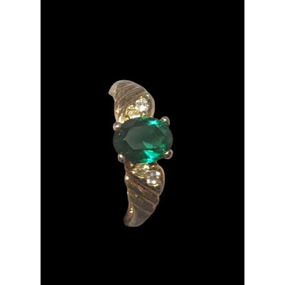 Elegant Mid Century Jewelry Concepts Gold Tone Ring With Green And Clear Stones Size 6 3/4