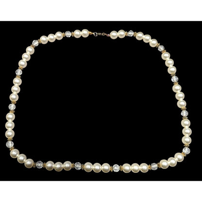 Elegant Old Hollywood Faux Pearl Beaded Necklace