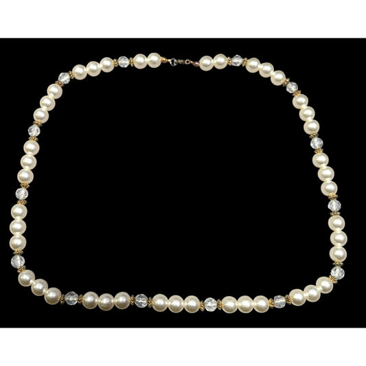 Elegant Old Hollywood Faux Pearl Beaded Necklace