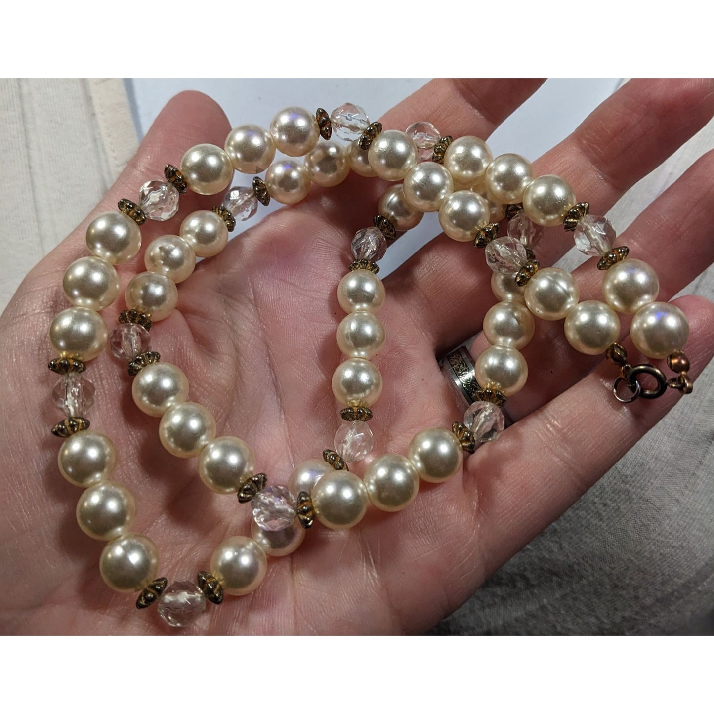 Elegant Old Hollywood Faux Pearl Beaded Necklace