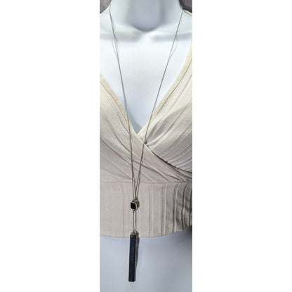 Deroi Modern Rectangular Pillar Silver Tone Necklace