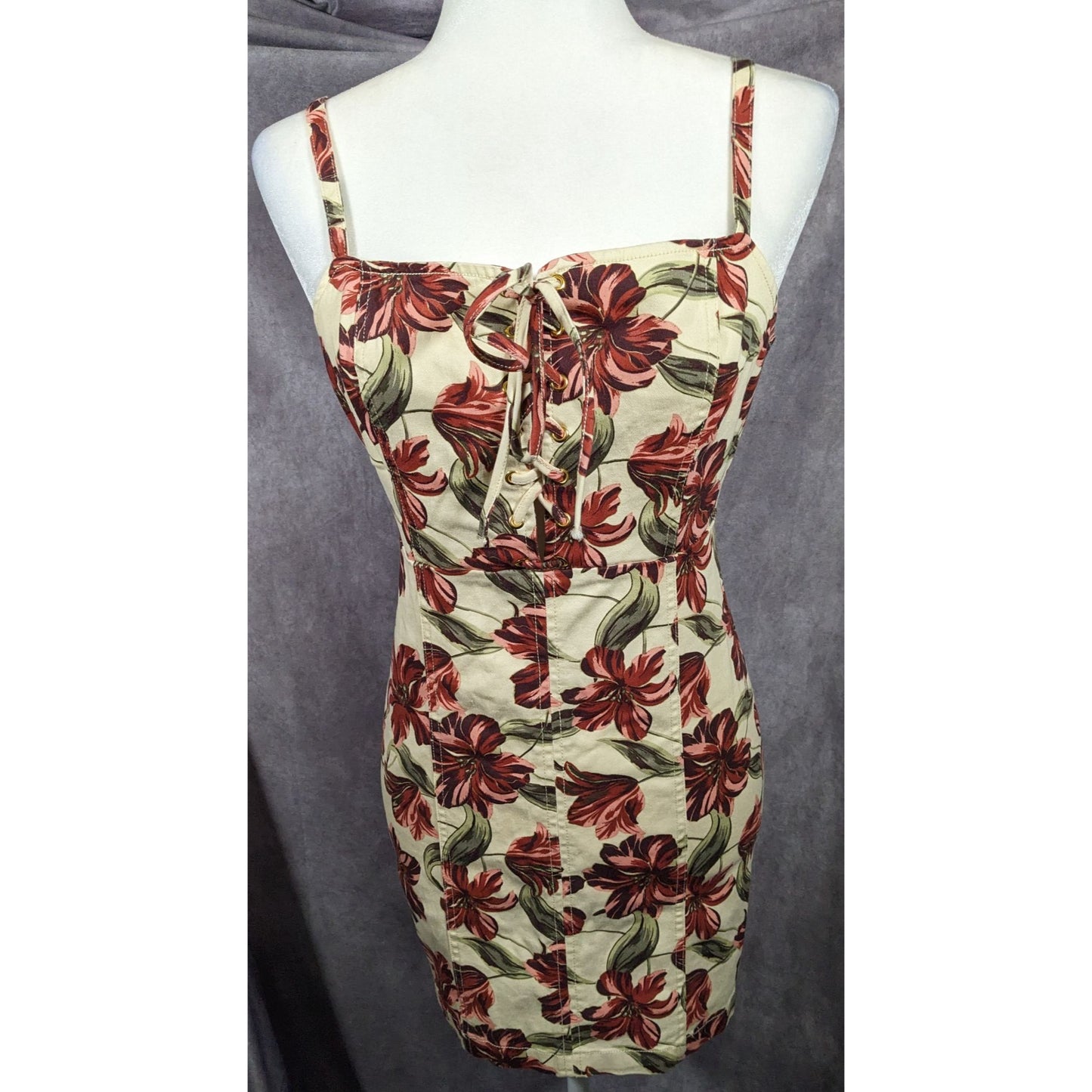 GBE Los Angeles 90s Style Cream And Pink Floral Dress Size Medium