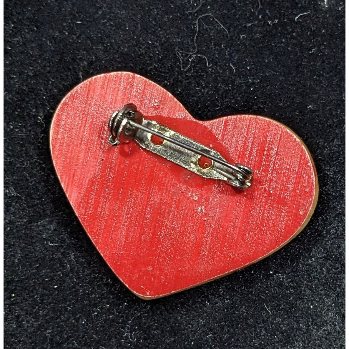 Vintage Rustic Wood-Look Floral Heart Brooch