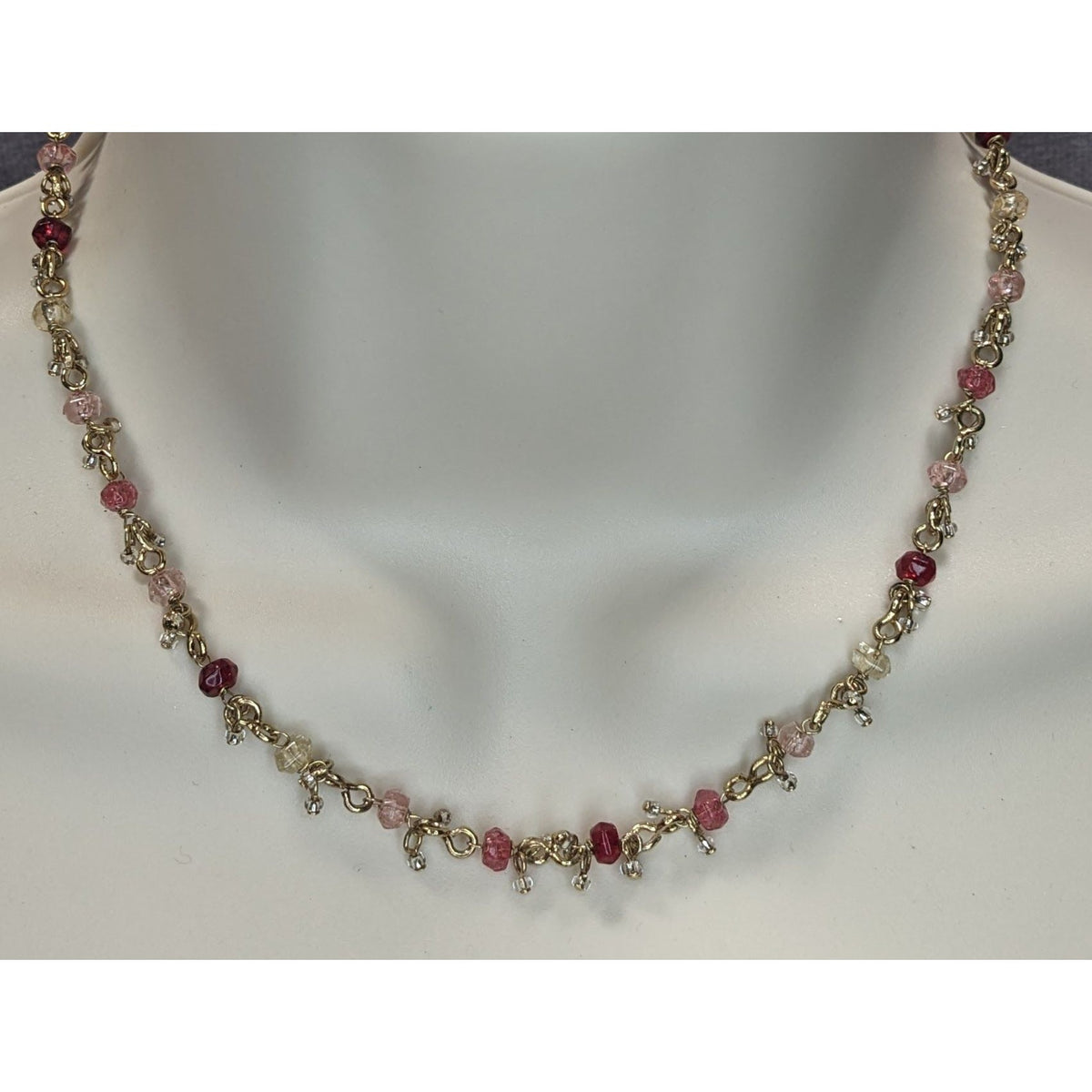 Y2K Coquette Romantic Liz Claiborne Pink Beaded Dangle Necklace