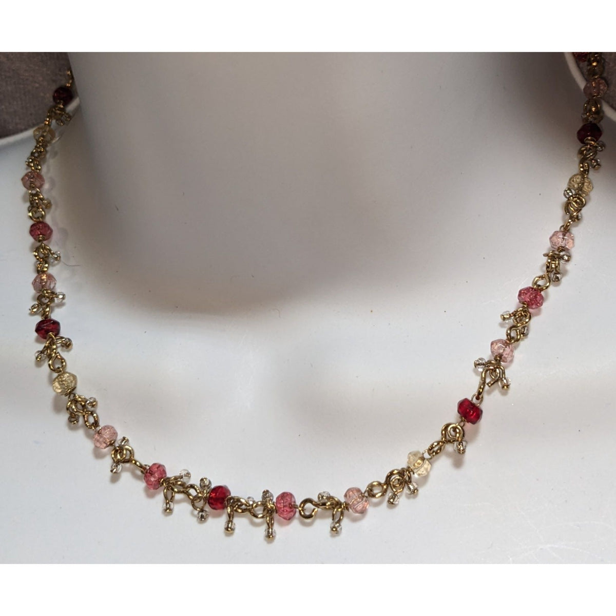 Y2K Coquette Romantic Liz Claiborne Pink Beaded Dangle Necklace
