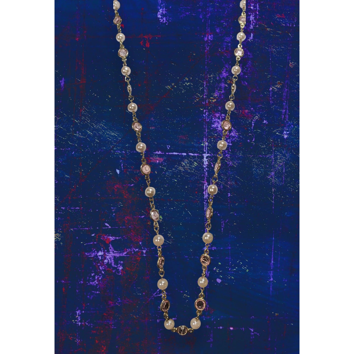 Romantic Gold Tone Pink Acrylic Gem Faux Pearl Necklace 30 Inch