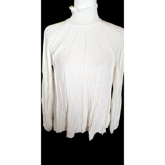 Chicos Preppy White Ribbed Turtleneck With Ruffle Accent