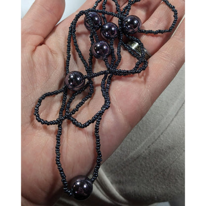 Simple Glass Beaded Metallic Silver Tone Necklace