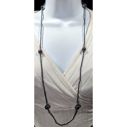 Simple Glass Beaded Metallic Silver Tone Necklace