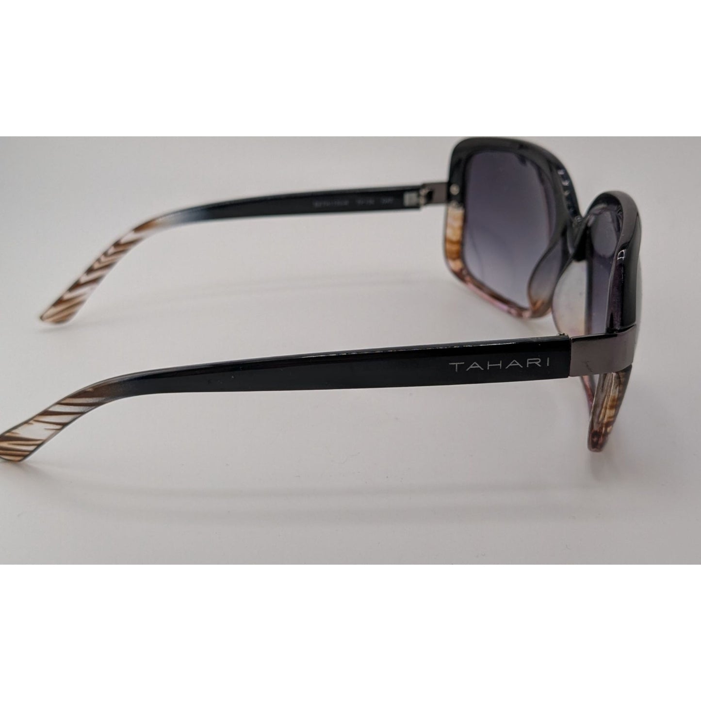 Tahari Black & Brown Gradient Sunglasses TH124