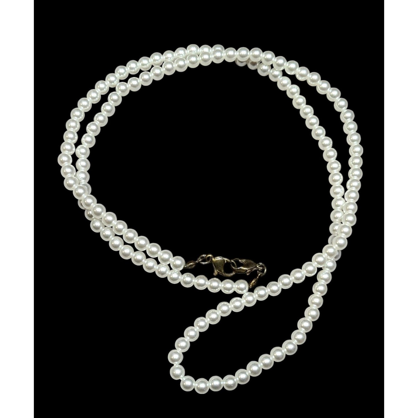 Simple Elegant White Faux Pearl Beaded Necklace