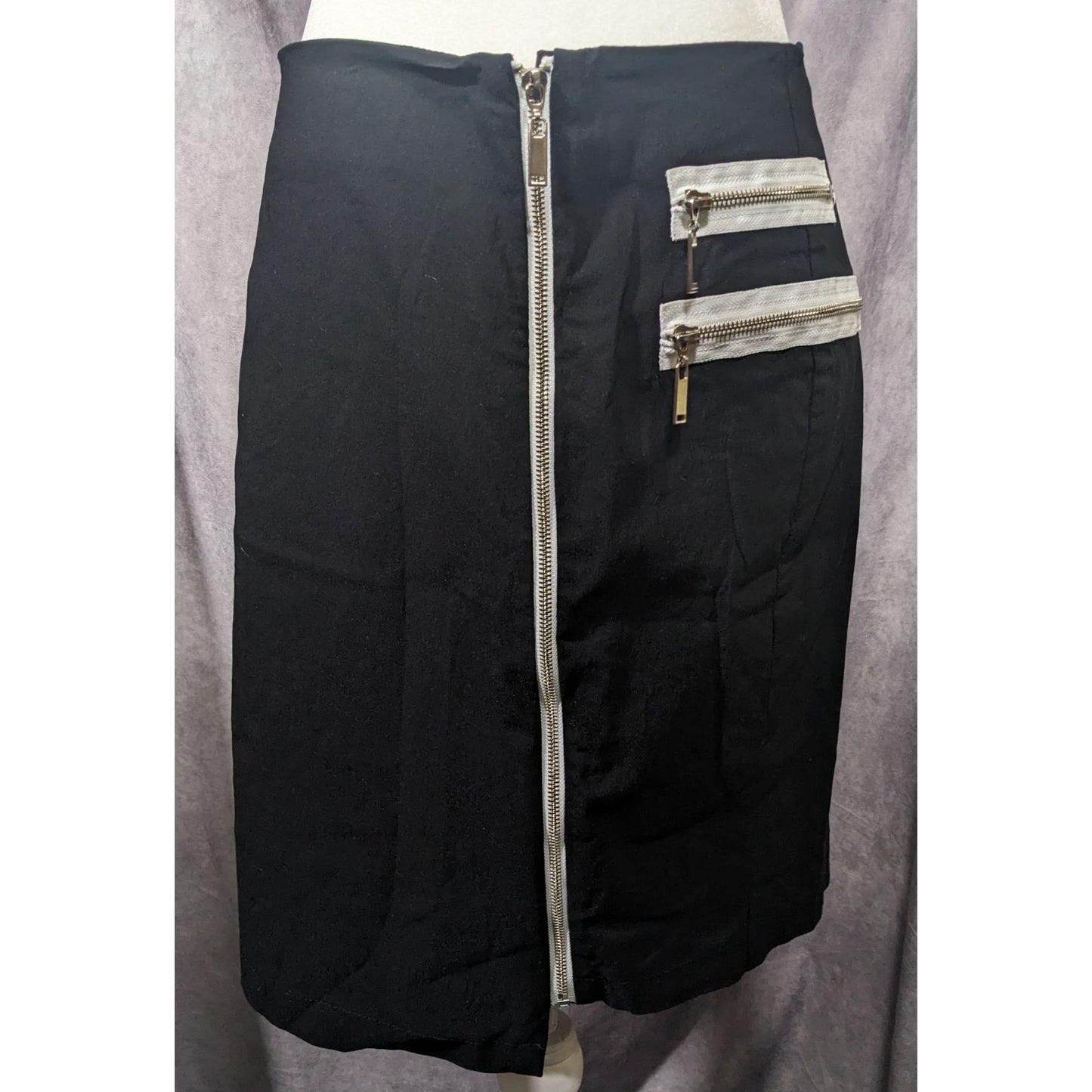 Insight Gothic Black And White Asymmetrical Knee Length Skirt Size 6