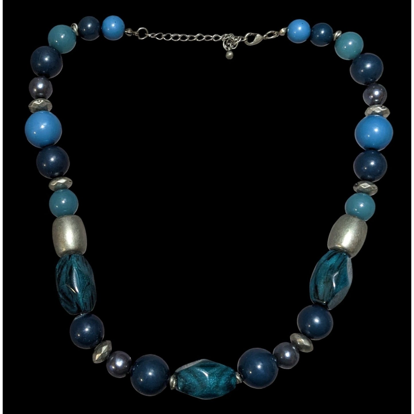 Blue And Silver Casual Chunky Beaded Necklace