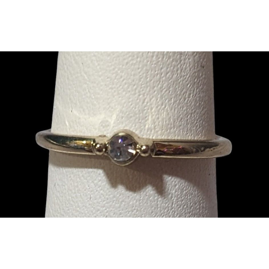 Minimalist Gold Tone Clear Single Gemmed Ring Size 6 3/4