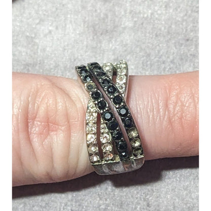 Black And Silver Quadruple Line Crisscross Rhinestone Ring Size 7