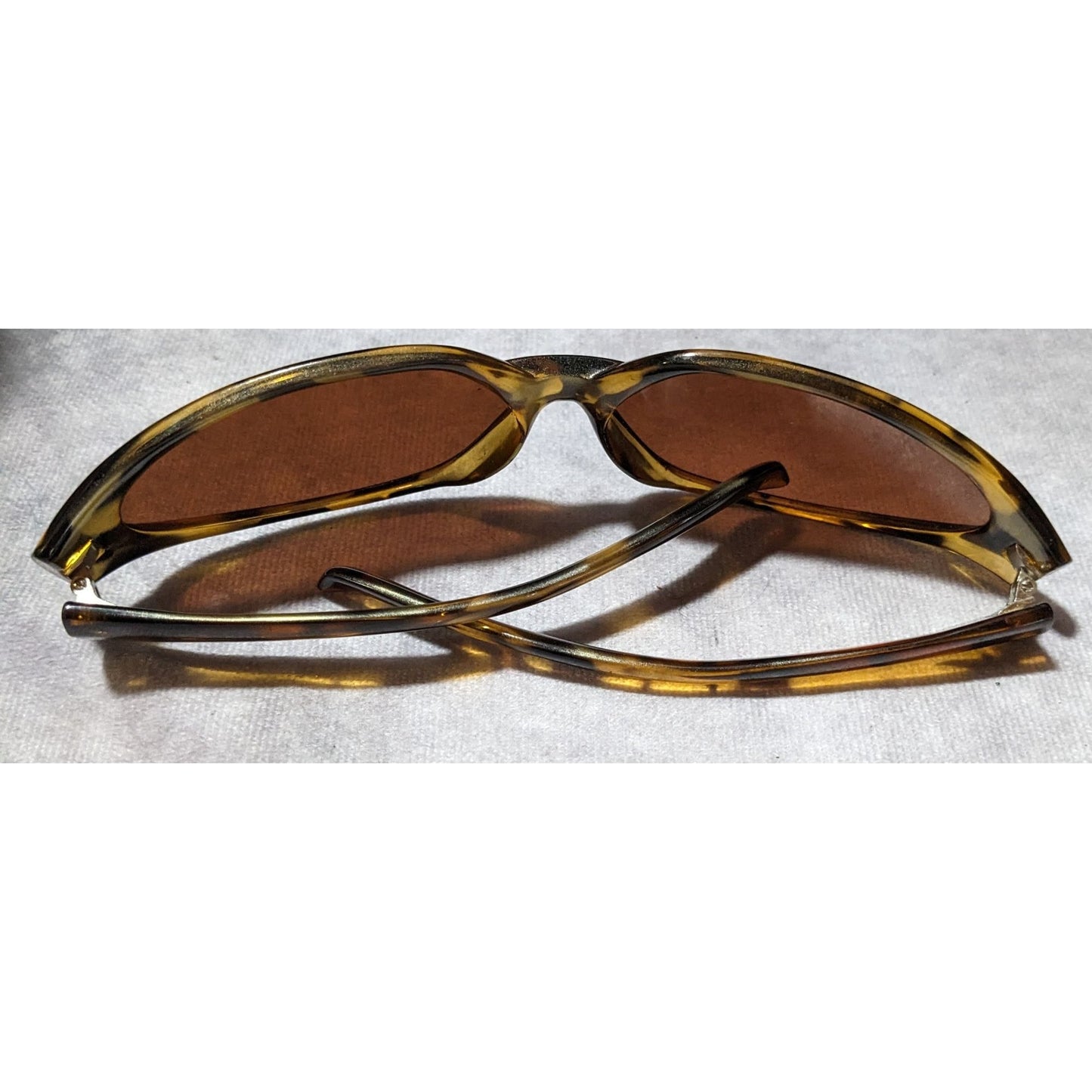 Revlon Retro Brown And Gold Tortoise Sunglasses