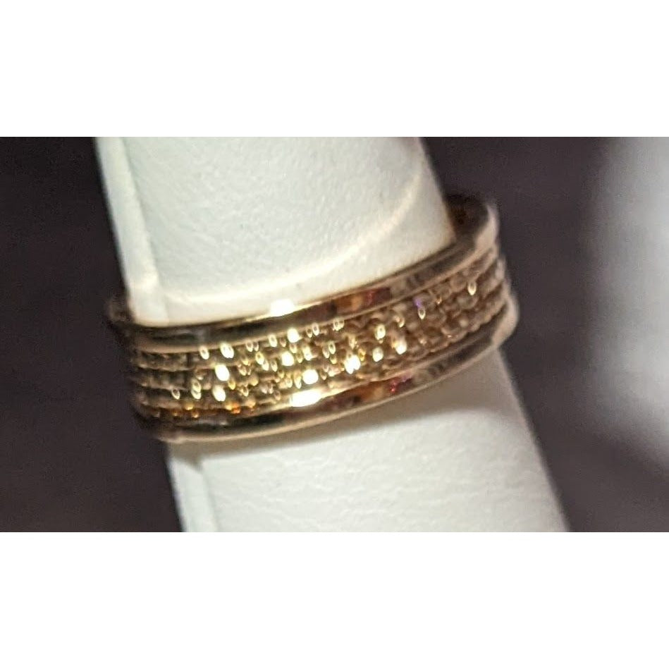 Gold Tone Rope Textured Fashion Ring Size 7