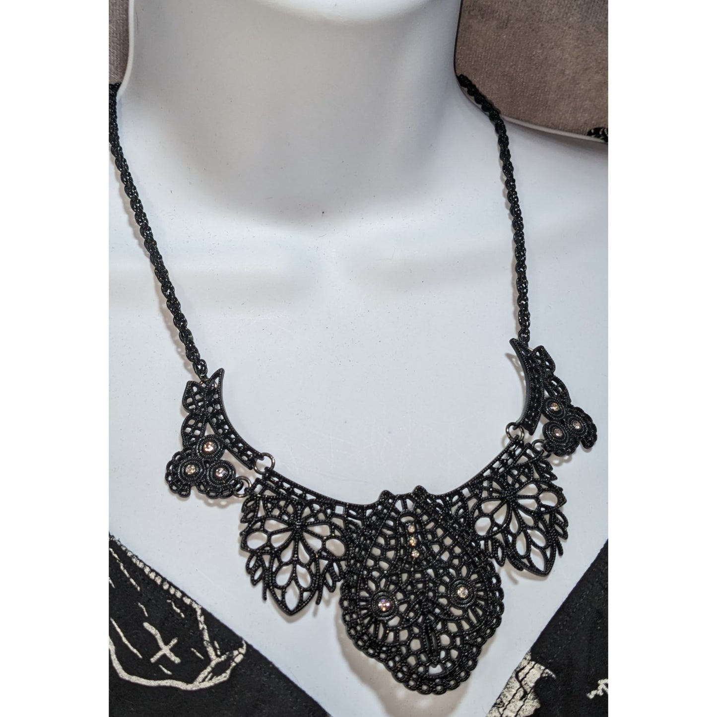 Gothic Black Lace-Like Metal Necklace With Rhinestone Accents