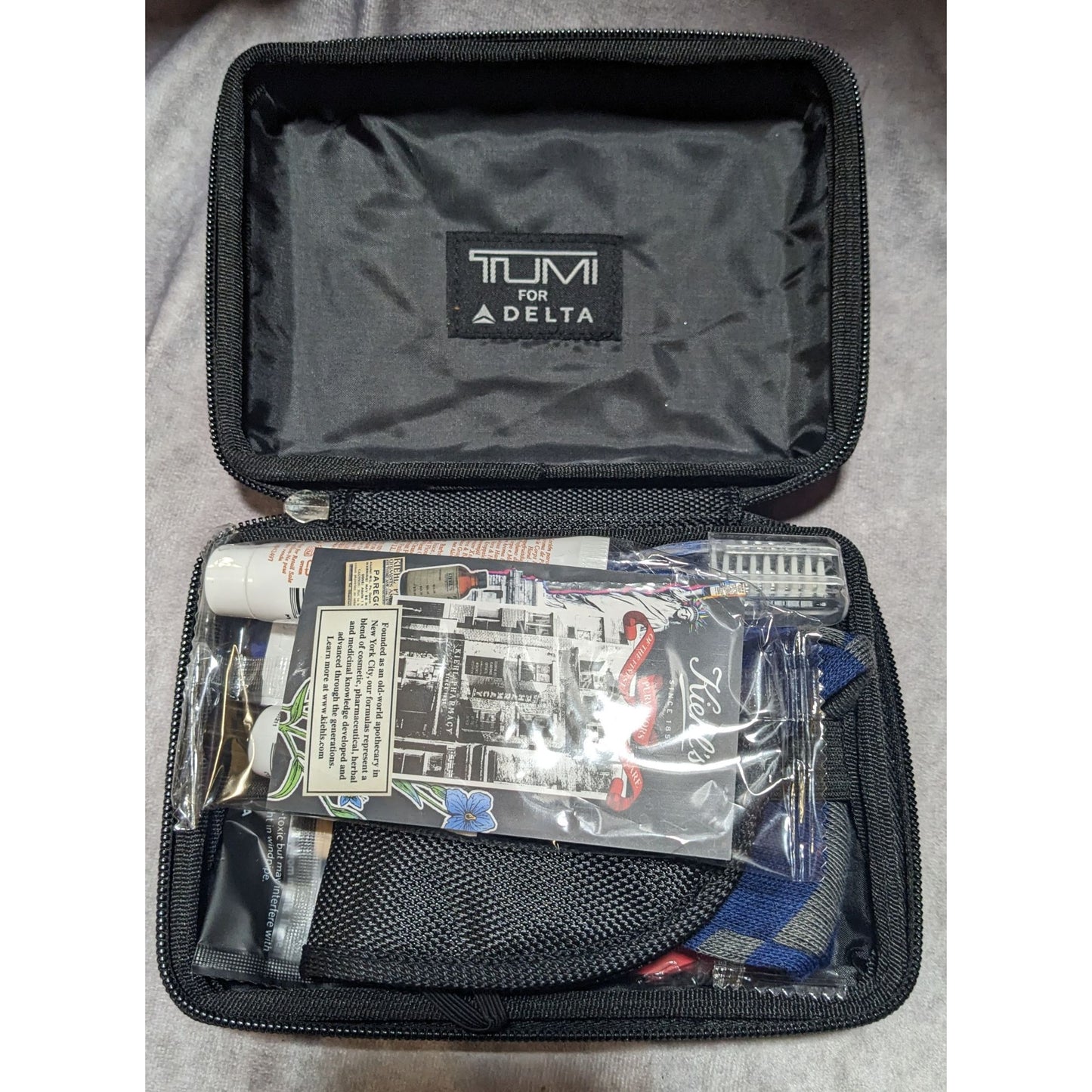 Tumi For Delta Hard Case Toiletry Case With Goodies