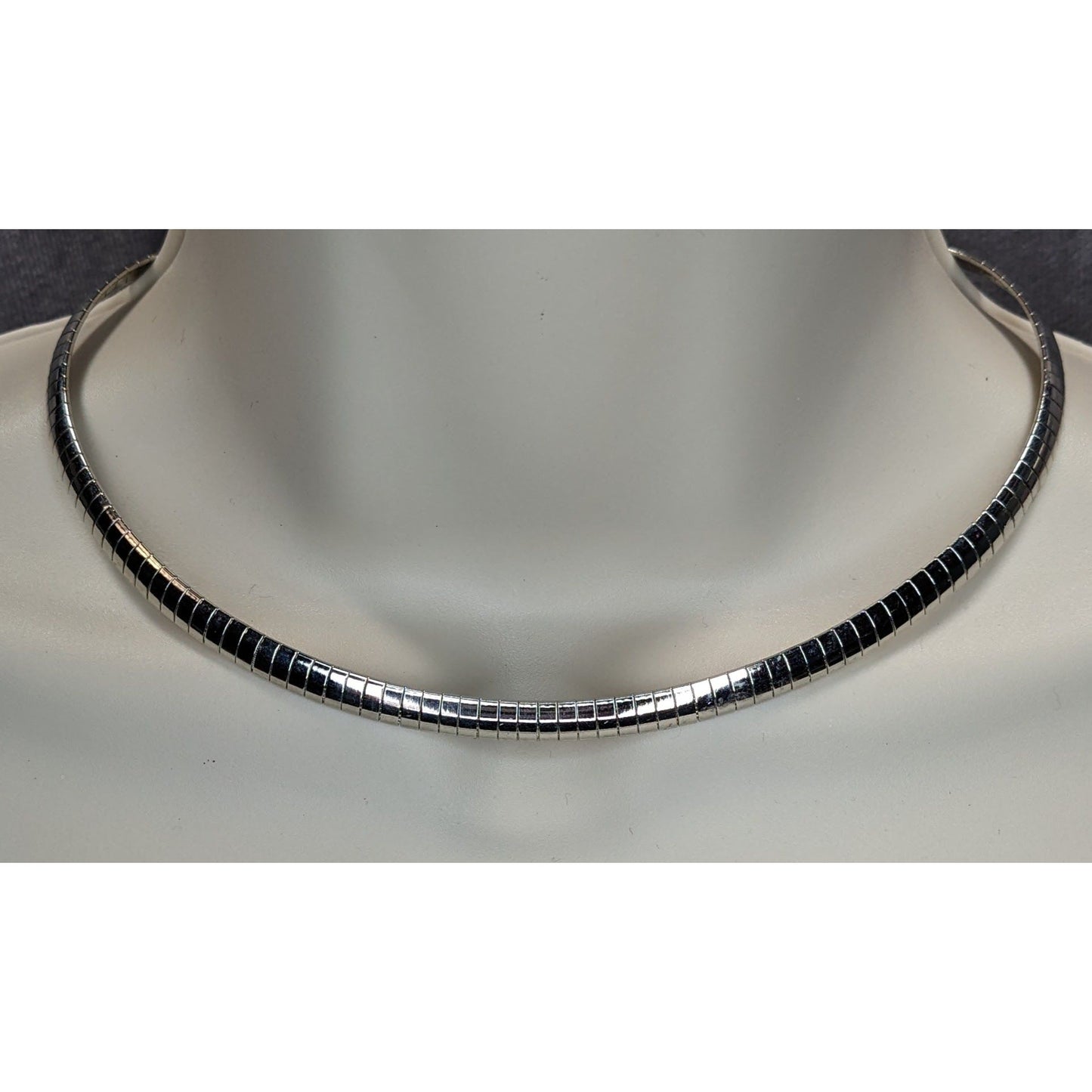 Vintage Silver Omega Chain Choker Necklace Striped Classic Elegant 80s 90s Jewelry