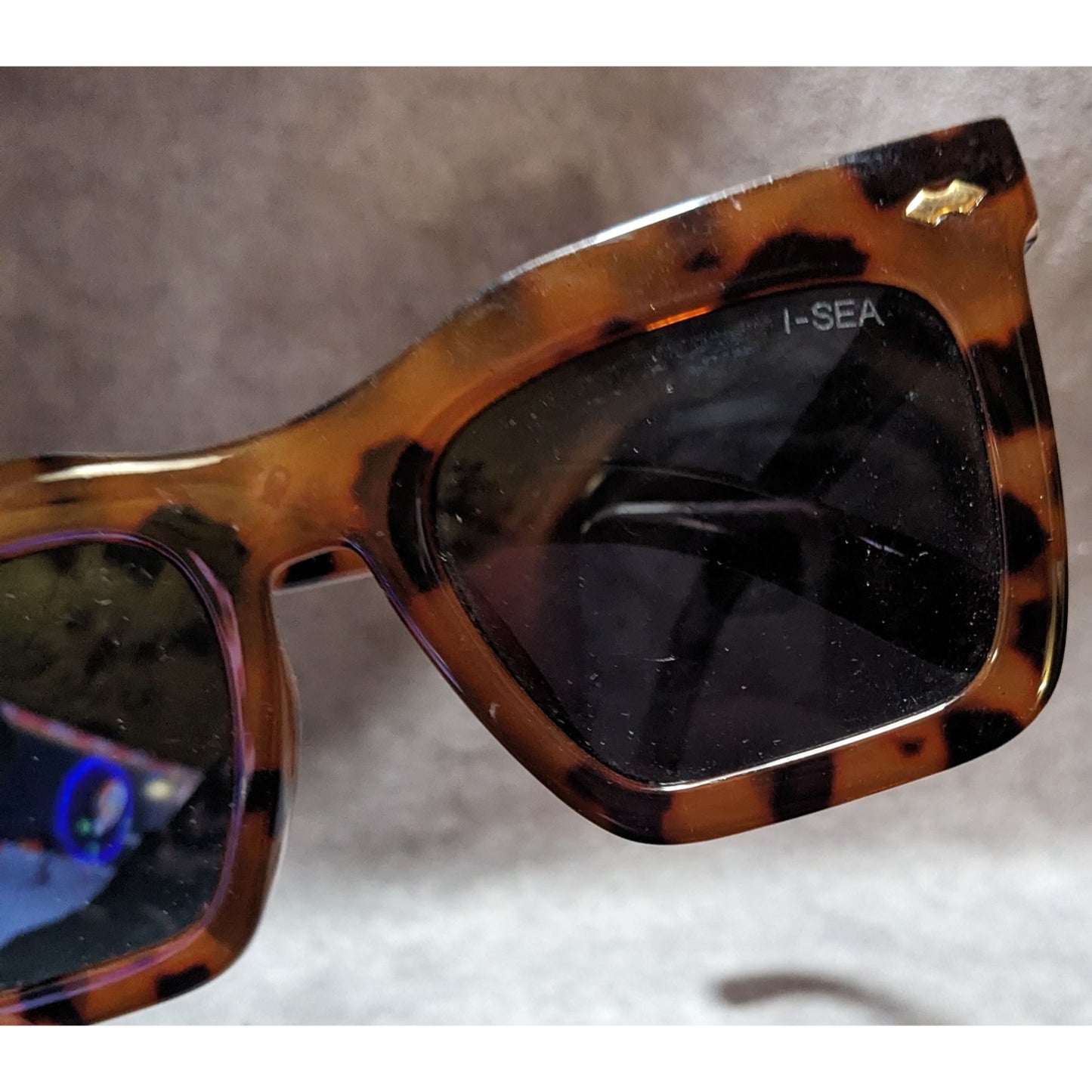 I-Sea Maverick Oversized Chunky Tortoise Sunglasses