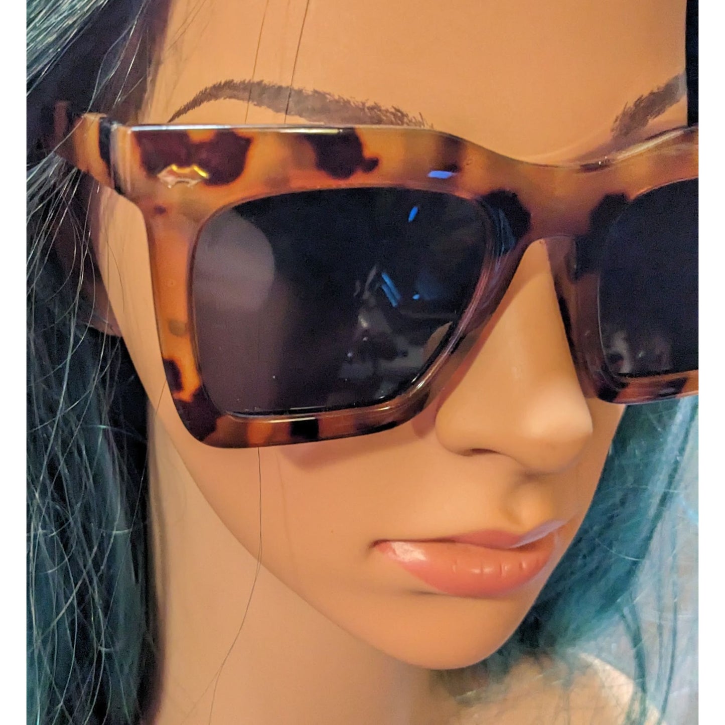 I-Sea Maverick Oversized Chunky Tortoise Sunglasses