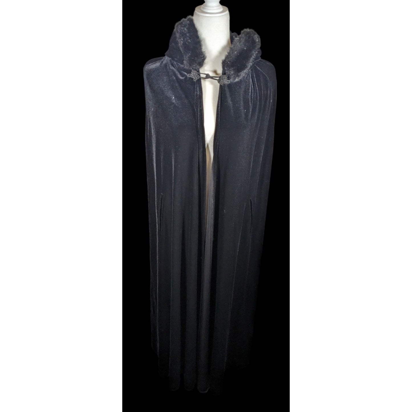 Vintage Gothic Jeffrey & Dara Evenings By Tom Barra Velvet Hooded Cloak With Faux Fur Trimmed Hood