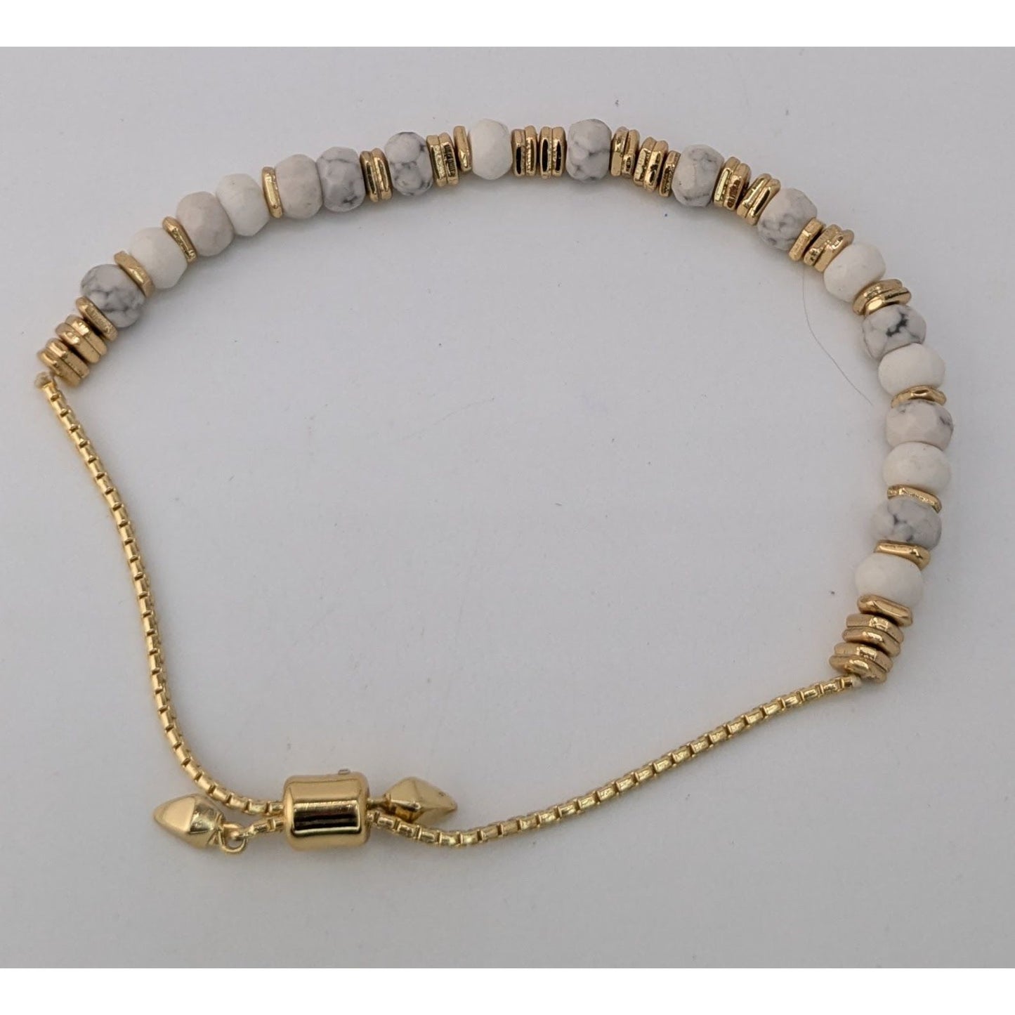 Boho Minimalist Retired Stella & Dot White Howlite Slider Bracelet Gold Tone