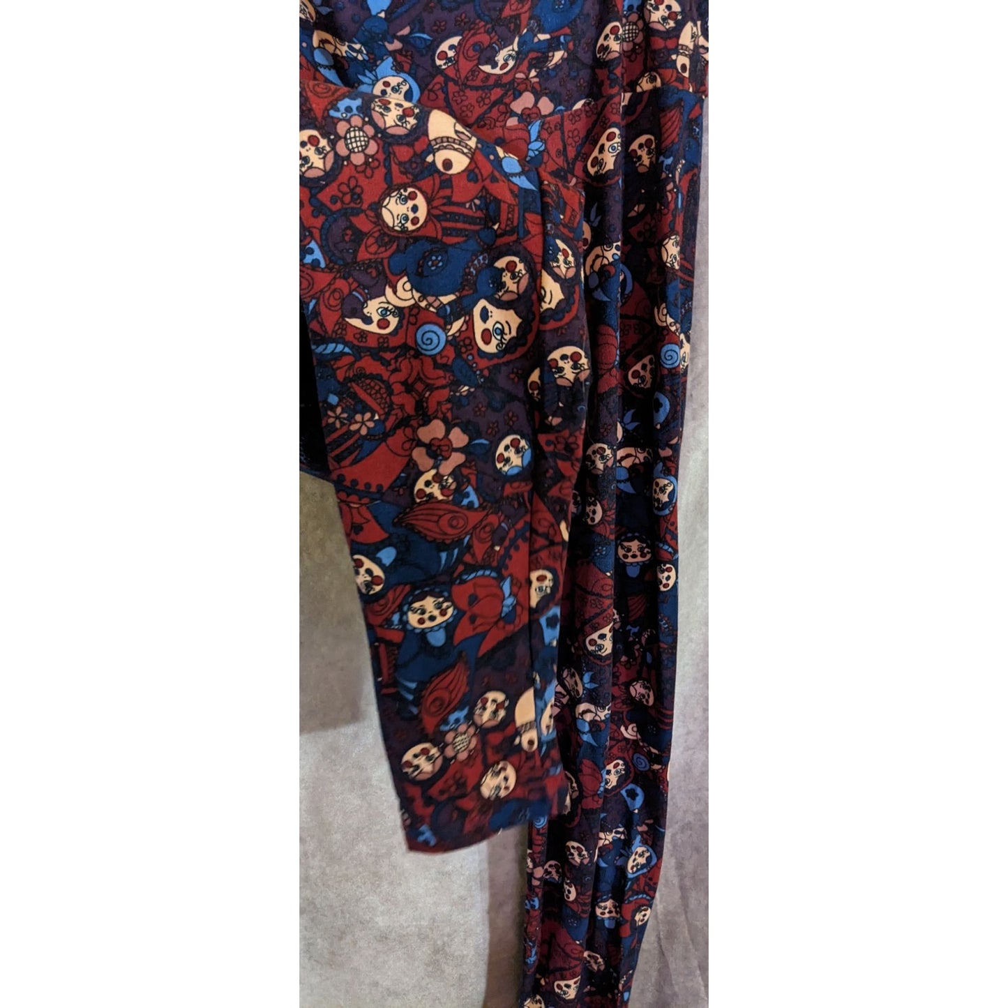 LuLaRoe Nesting Doll Print Leggings Tall & Curvy