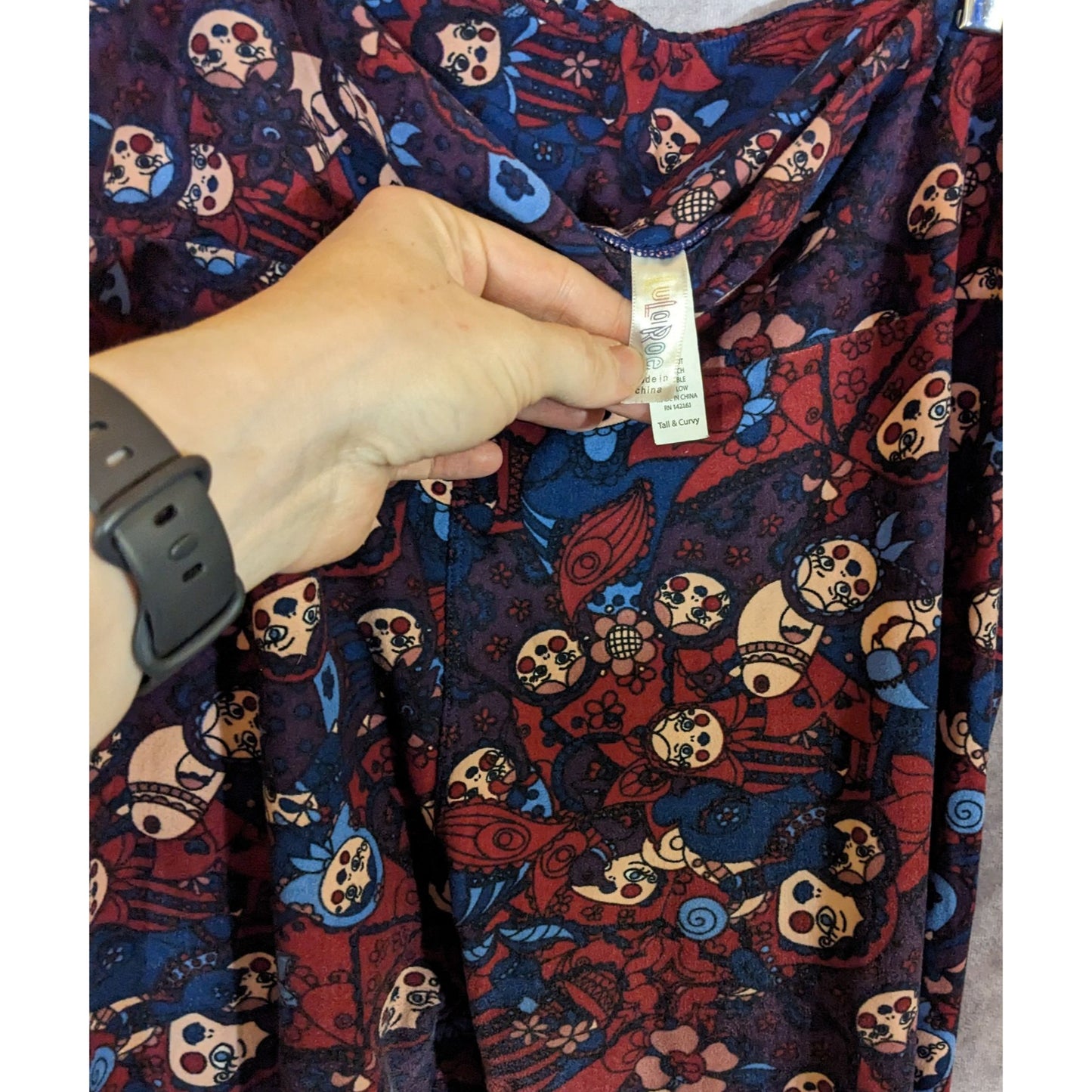 LuLaRoe Nesting Doll Print Leggings Tall & Curvy