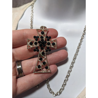 Vintage Glam Goth Black And Silver Tone Rhinestone Cross Necklace