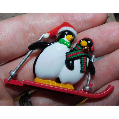 Vintage Avon "Hit The Slopes" Holiday Brooch