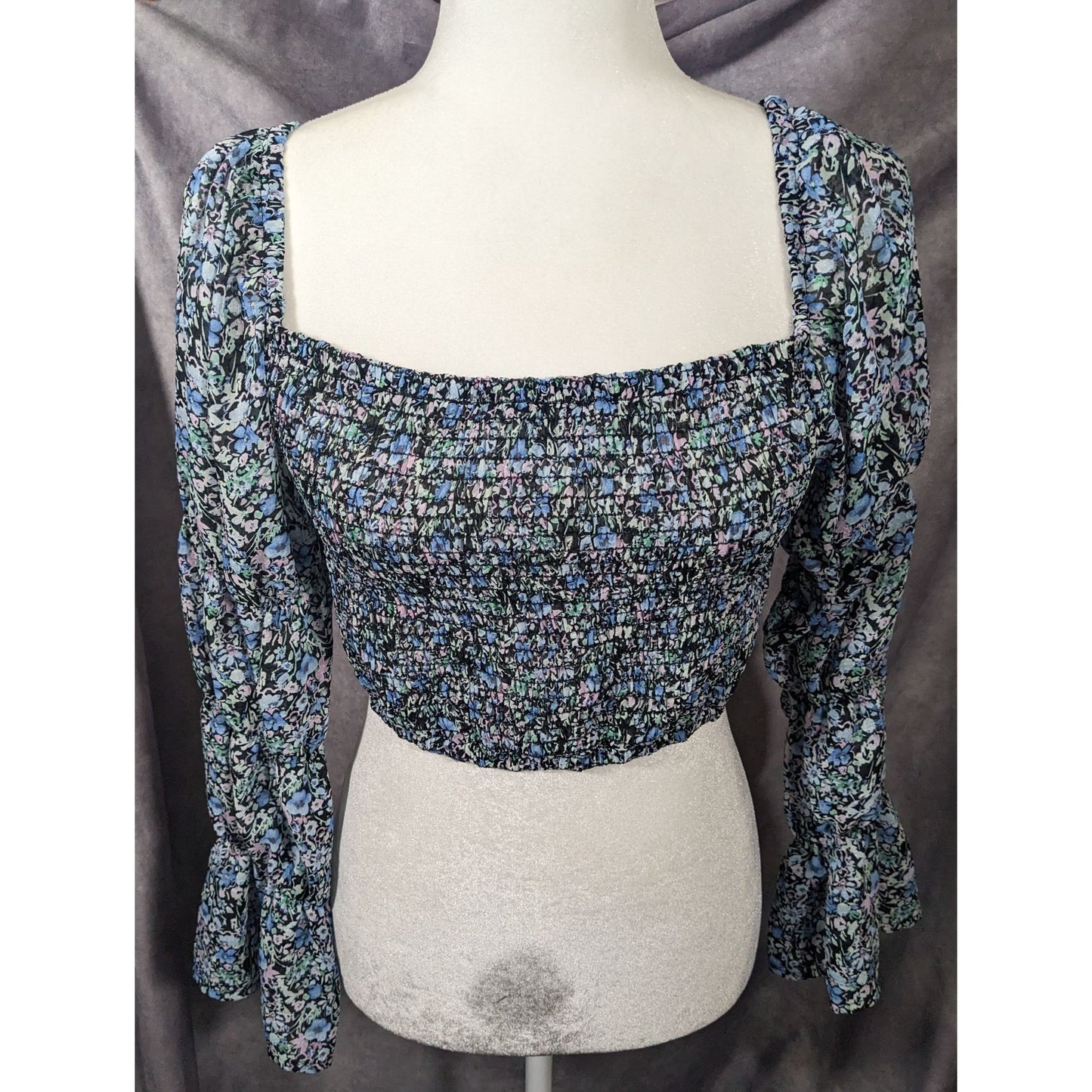 Between Ten Black Floral Jodie Top Size Small