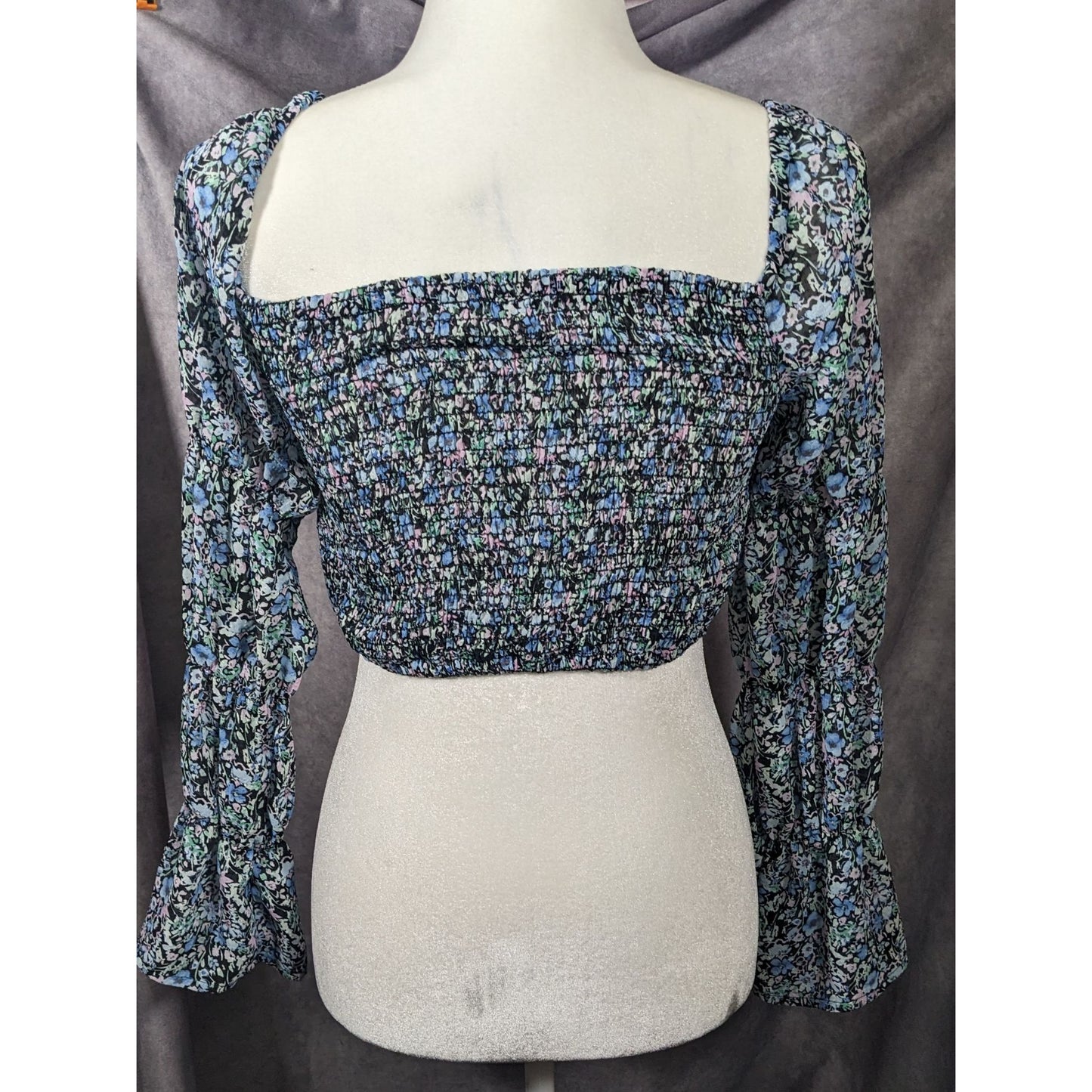 Between Ten Black Floral Jodie Top Size Small