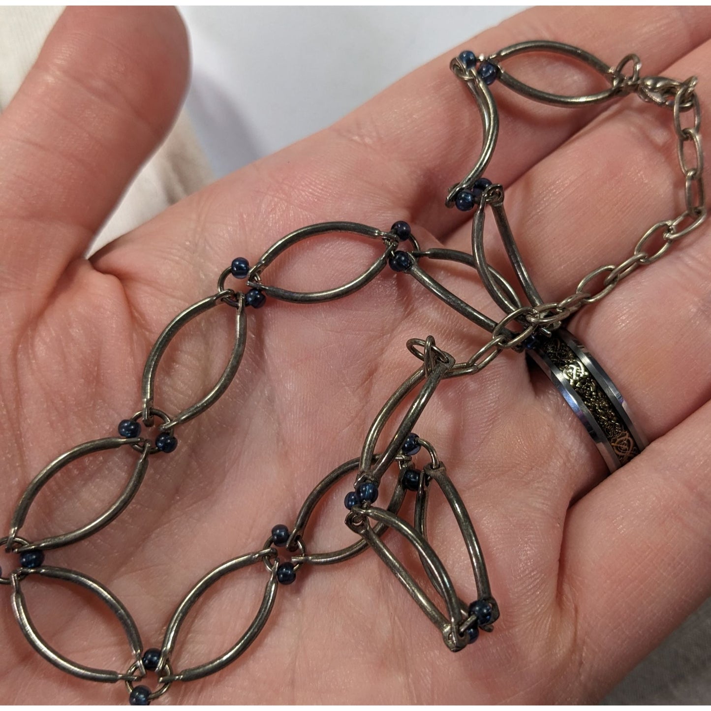 90s Style Blue And Silver Tone Loop Link Necklace