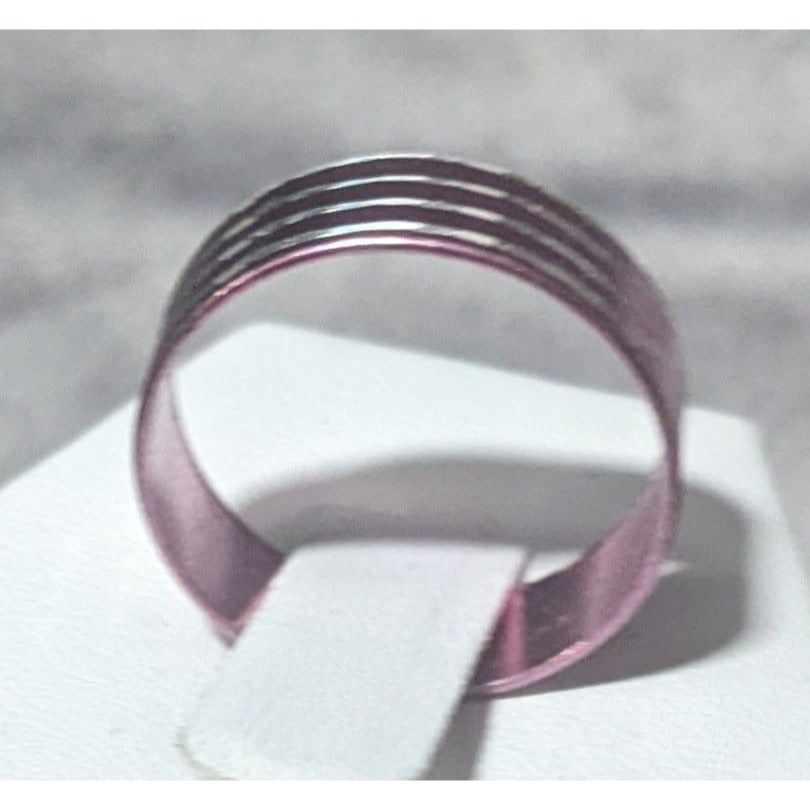 Pink Metal Silver Stripe Etched Fashion Ring Size 8 3/4