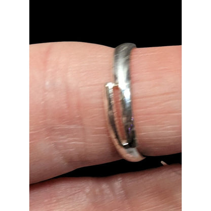 Simple Black Gemmed Silver Tone Ring Adjustable Size 6 1/2