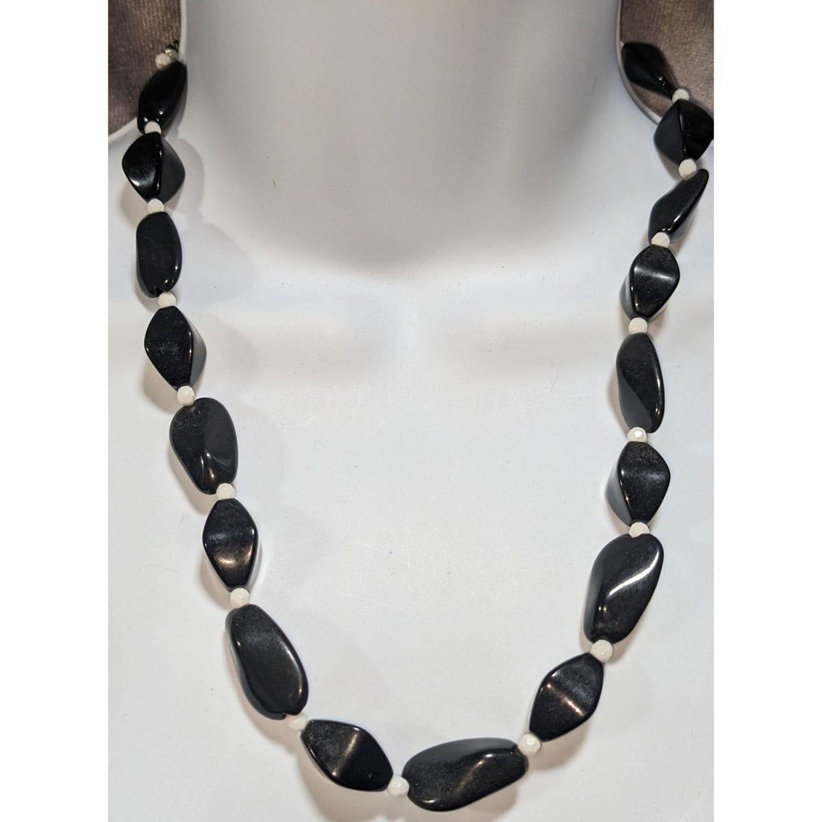 Gothic Minimalist Black White Twisted Bead Statement Necklace 17 Inch