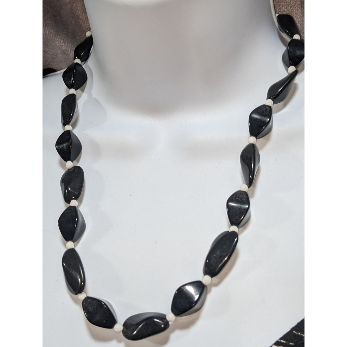 Gothic Minimalist Black White Twisted Bead Statement Necklace 17 Inch
