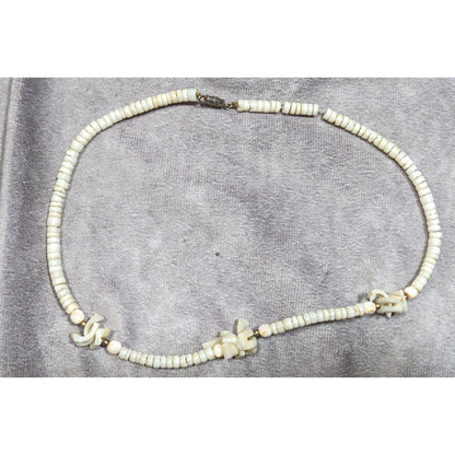 Vintage 90s White Shell Chip Beaded Necklace