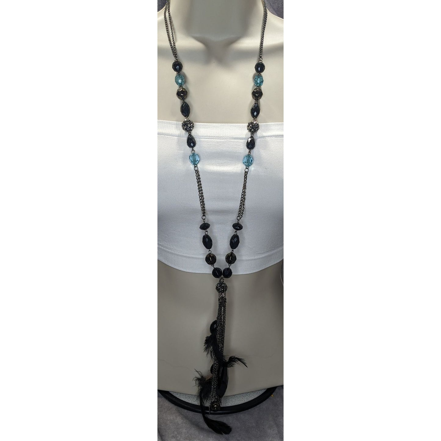Vintage Y2K Long Bohemian Black & Blue Crystal Accent Feather Tassel Necklace