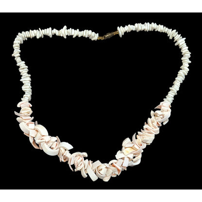 Vintage 70s Beachy Pink And White Shell Chip Beaded Necklace