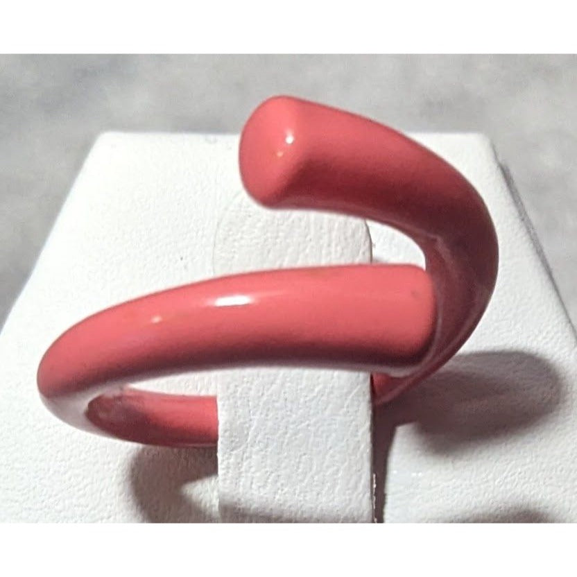 Pink Metal Enamel Swirl Adjustable Fashion Ring Size 7 1/4