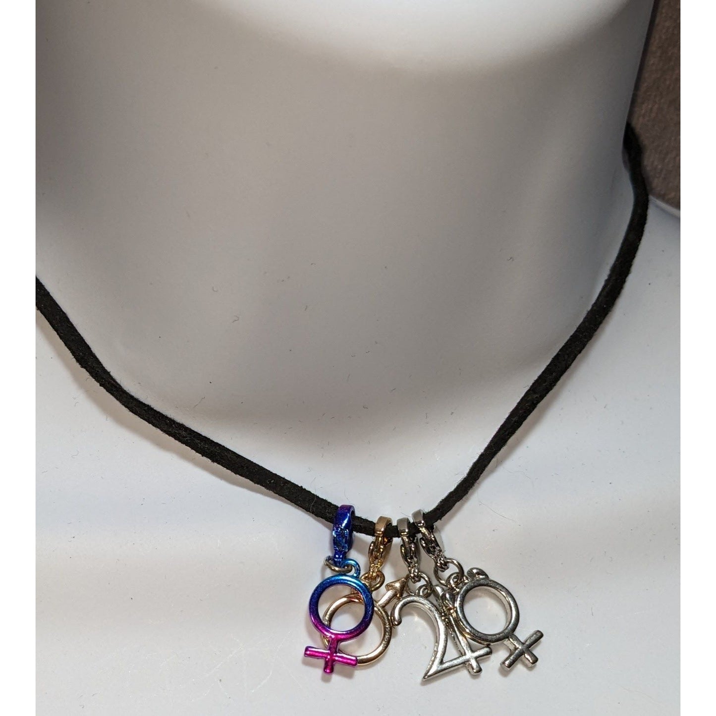 Vintage 90s Gender Symbols & Jupiter Charm Necklace