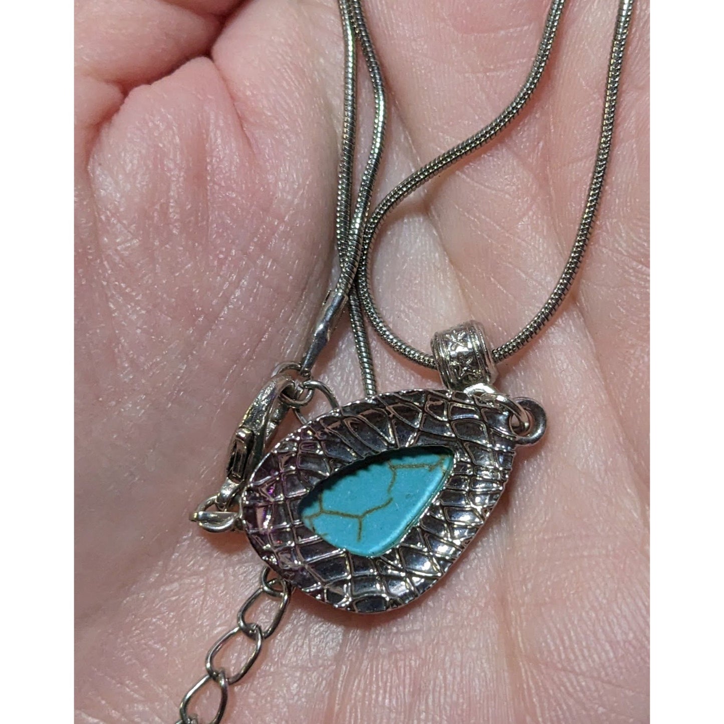 Southwestern Abstract Faux Turquoise Silver Tone Pendant Necklace