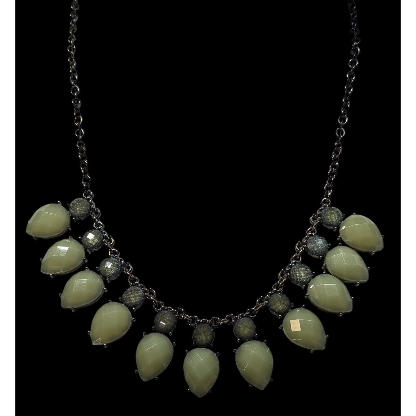 Green Teardrop Beaded Statement Necklace With Adjustable Chain