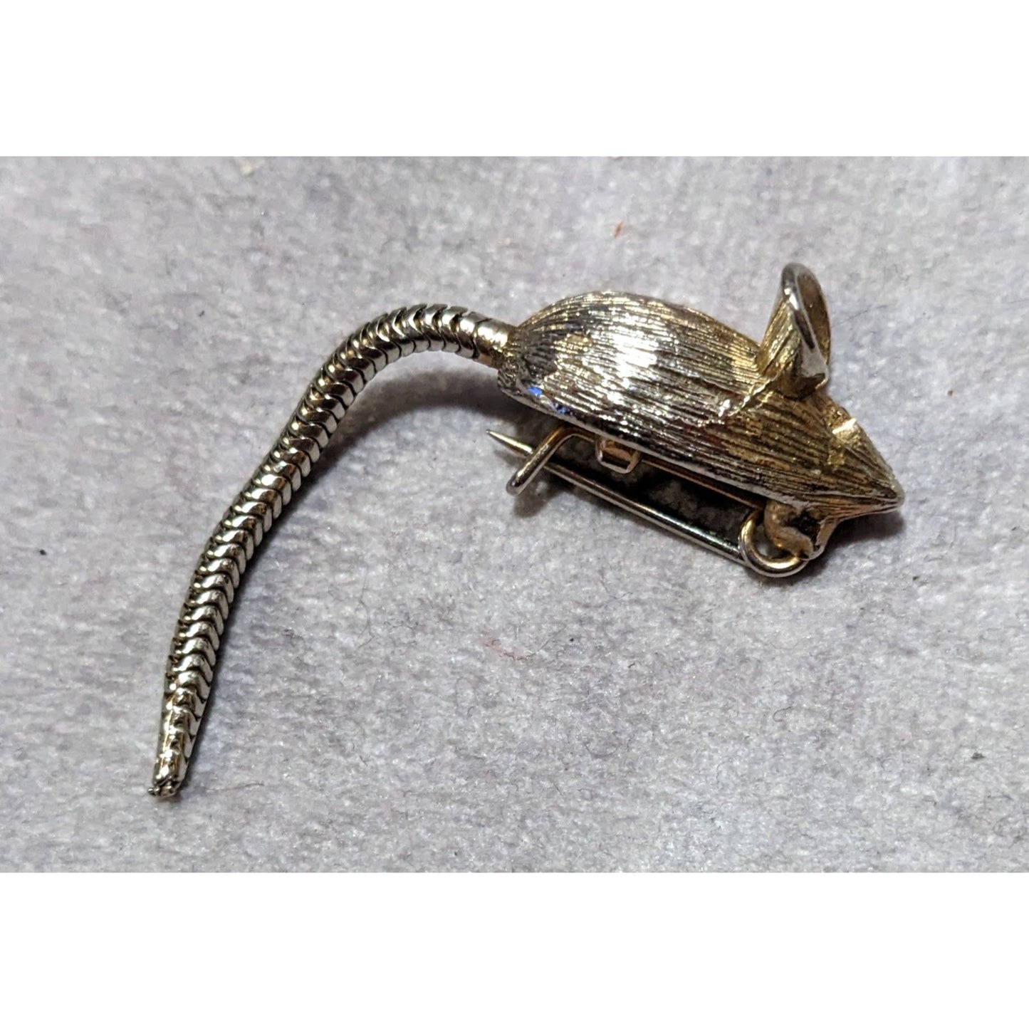 Vintage Gold Tone Mouse Pin With Articulated Tail